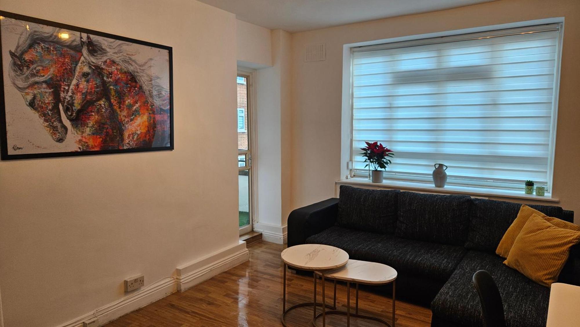 Spacious Two Bedroom Apartment In Battersea, Free Parking London Kültér fotó